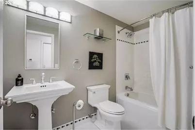 1408 Greentree Cir, Lake Oswego, OR 97034 - Photo 15