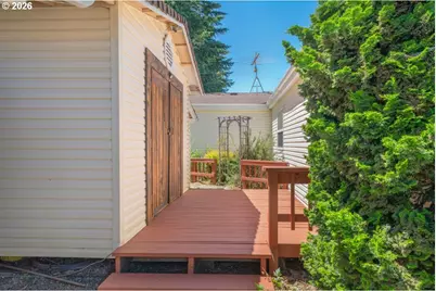 28242 Cottage Grove Lorane Rd, Cottage Grove, OR 97424 - Photo 33