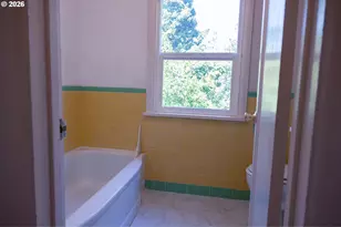 3614 Sherman Ave, North Bend, OR 97459 - Photo 21