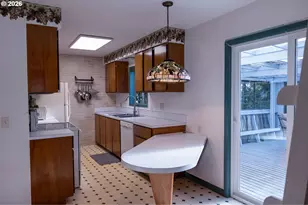3614 Sherman Ave, North Bend, OR 97459 - Photo 15