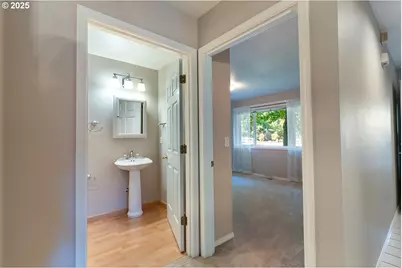 9735 SW Tualatin Rd, Tualatin, OR 97062 - Photo 3