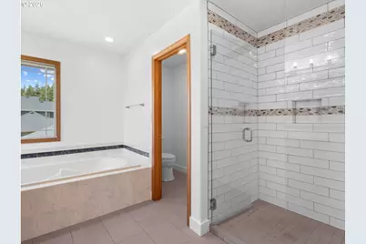 366 SW 37th Cir, Gresham, OR 97080 - Photo 25