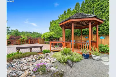 366 SW 37th Cir, Gresham, OR 97080 - Photo 43