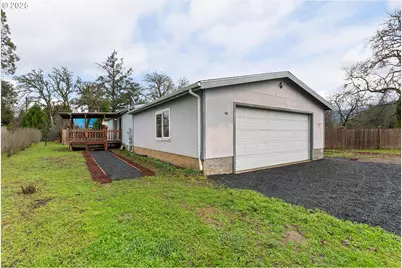 105 I St, Riddle, OR 97469 - Photo 1