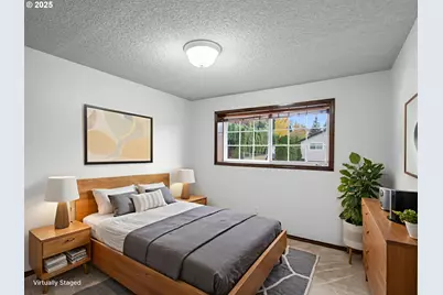 555 SW 7th St, Gresham, OR 97080 - Photo 27