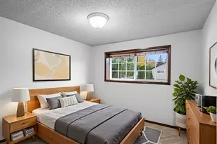 555 SW 7th St, Gresham, OR 97080 - Photo 27