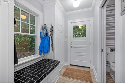 2798 SW Old Orchard Rd, Portland, OR 97201 - Photo 11