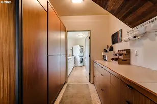 85789 Allbritain Ln, Eugene, OR 97405 - Photo 13