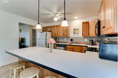 535 River Loop 2, Eugene, OR 97404 - Photo 11