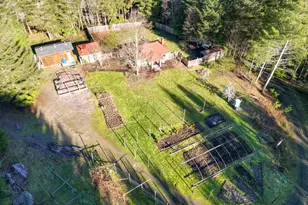92976 Deadwood Creek Rd, Deadwood, OR 97430 - Photo 43
