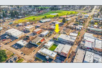 657 E Main St, Cottage Grove, OR 97424 - Photo 47