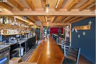 657 E Main St, Cottage Grove, OR 97424 - Photo 13