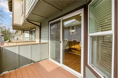 2303 SE 12th Ave #4, Portland, OR 97214 - Photo 13
