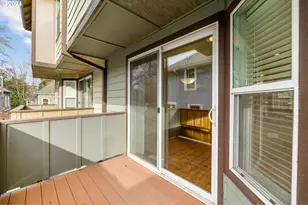 2303 SE 12th Ave, Portland, OR 97214 - Photo 13