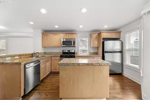 2303 SE 12th Ave, Portland, OR 97214 - Photo 7
