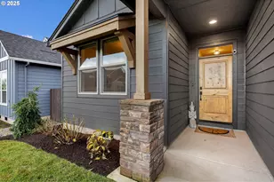 825 S Goose Loop, Ridgefield, WA 98642 - Photo 3