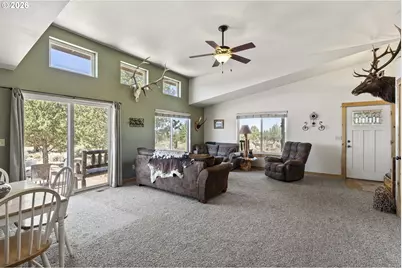 32501 SE Cascade Way, Prineville, OR 97754 - Photo 9