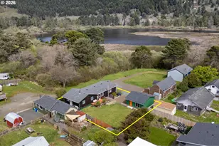 160 NE 20th Ave, Rockaway Beach, OR 97136 - Photo 35
