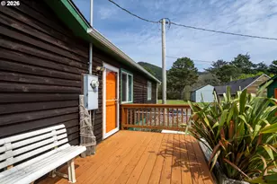 160 NE 20th Ave, Rockaway Beach, OR 97136 - Photo 23
