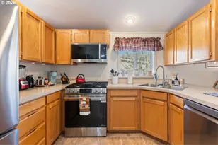 181 Kristi Lee Ln, Roseburg, OR 97471 - Photo 11