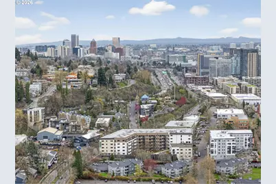 4970 S Landing Dr #304, Portland, OR 97239 - Photo 27