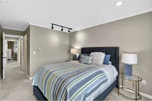 4970 S Landing Dr, Portland, OR 97239 - Photo 17