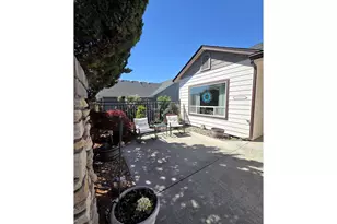 2133 NW Dusk Dr, Hermiston, OR 97838 - Photo 3