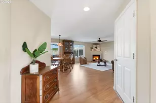 671 Mary Dr, Molalla, OR 97038 - Photo 9