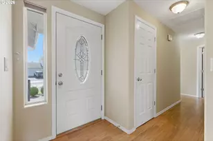 671 Mary Dr, Molalla, OR 97038 - Photo 7