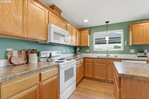 671 Mary Dr, Molalla, OR 97038 - Photo 21