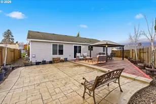 671 Mary Dr, Molalla, OR 97038 - Photo 45