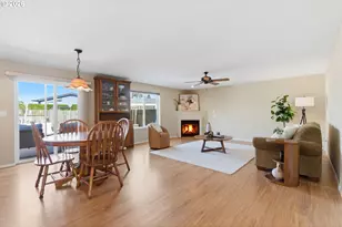 671 Mary Dr, Molalla, OR 97038 - Photo 15