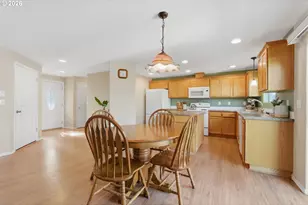 671 Mary Dr, Molalla, OR 97038 - Photo 17