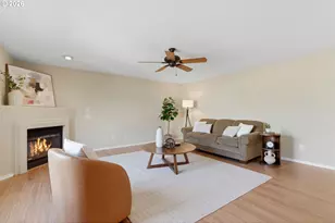 671 Mary Dr, Molalla, OR 97038 - Photo 11