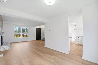 16705 SE Kingsridge Ct, Milwaukie, OR 97267 - Photo 11