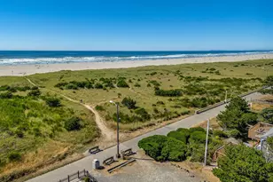1120 S Columbia St, Seaside, OR 97138 - Photo 47
