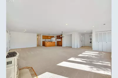 1120 S Columbia St, Seaside, OR 97138 - Photo 13