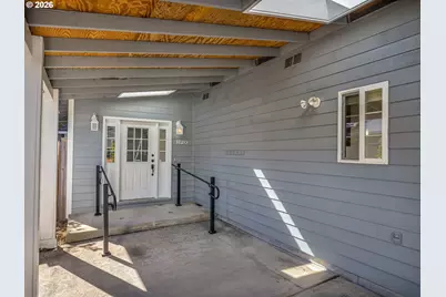 1120 S Columbia St, Seaside, OR 97138 - Photo 9