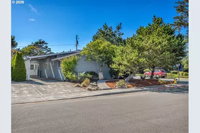 1120 S Columbia St, Seaside, OR 97138 - Photo 5