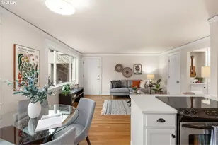 7112 N Richmond Ave, Portland, OR 97203 - Photo 11