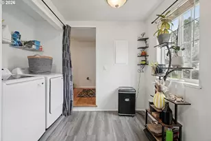 13050 SW 17th St, Beaverton, OR 97008 - Photo 19