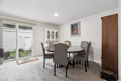 13050 SW 17th St, Beaverton, OR 97008 - Photo 11