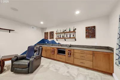 766 S 47th Pl, Springfield, OR 97478 - Photo 35