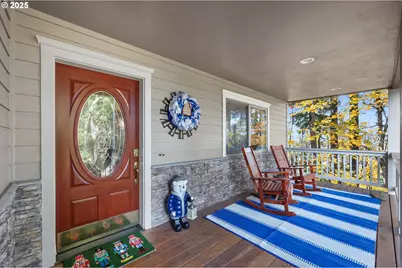 766 S 47th Pl, Springfield, OR 97478 - Photo 7