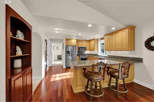 766 South 47th Place, Springfield, OR 97478 - Photo 15