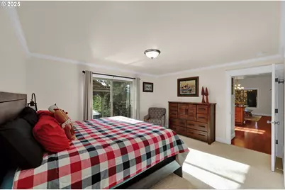 766 S 47th Pl, Springfield, OR 97478 - Photo 23