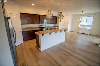 506 N 39th Pl, Ridgefield, WA 98642 - Photo 5