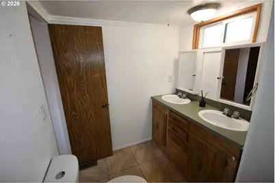 911 Kingsley St, The Dalles, OR 97058 - Photo 15