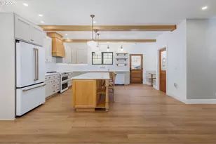 34370 Hawk Hill Rd, Philomath, OR 97370 - Photo 11