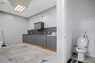 2922 SE Hillyard Rd, Gresham, OR 97080 - Photo 37